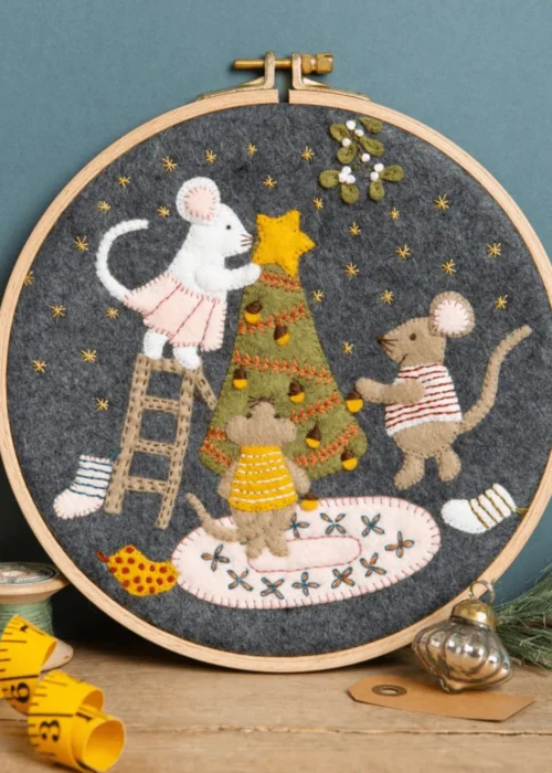 Christmas with the Mouse Family