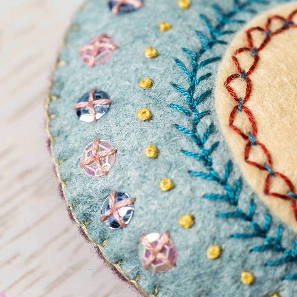 Embroidered Heart Sewing Kit - Image 3