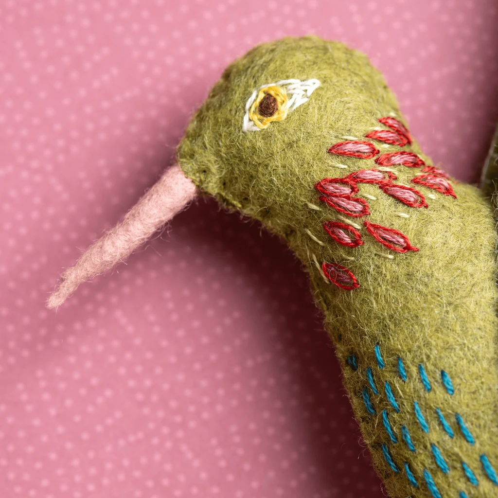 Felt Hummingbird Sewing Kit - Image 4