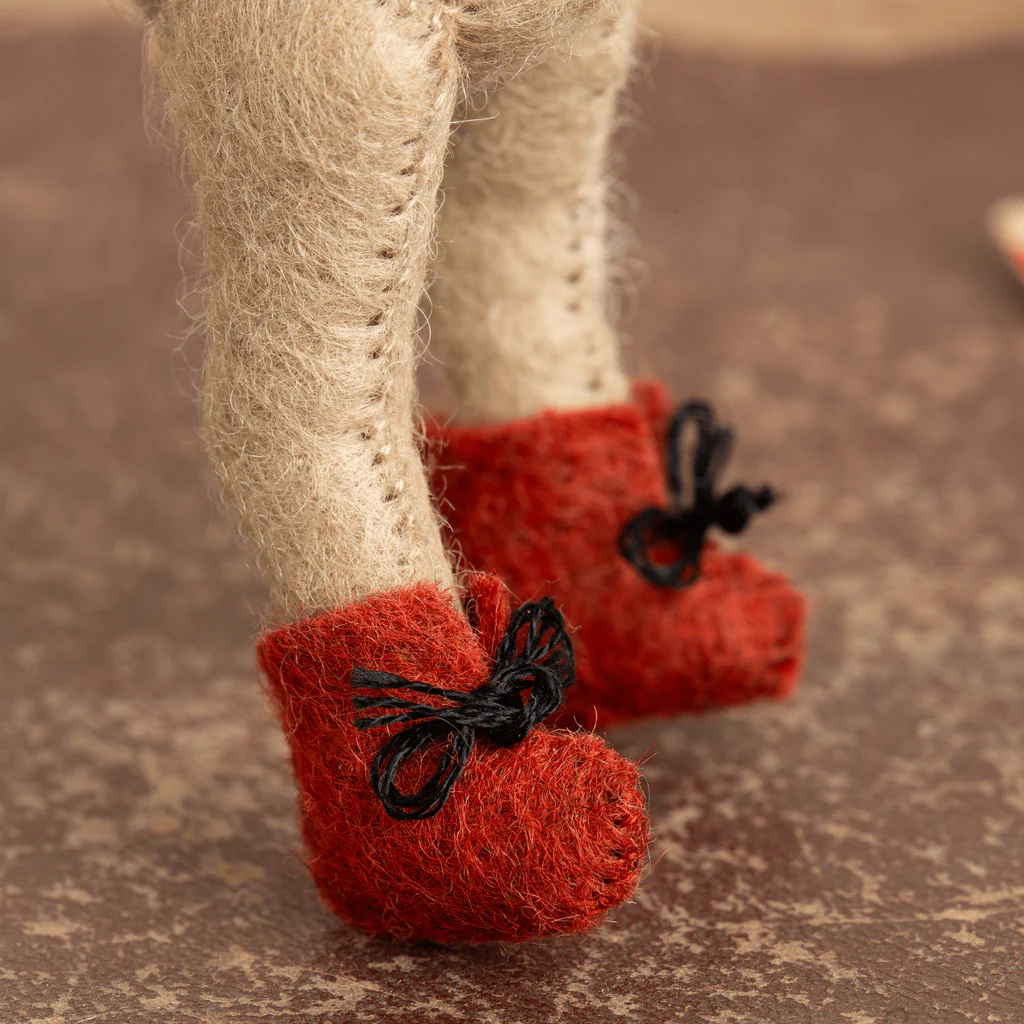 Little Mouse the Aviator Sewing Kit - Image 5