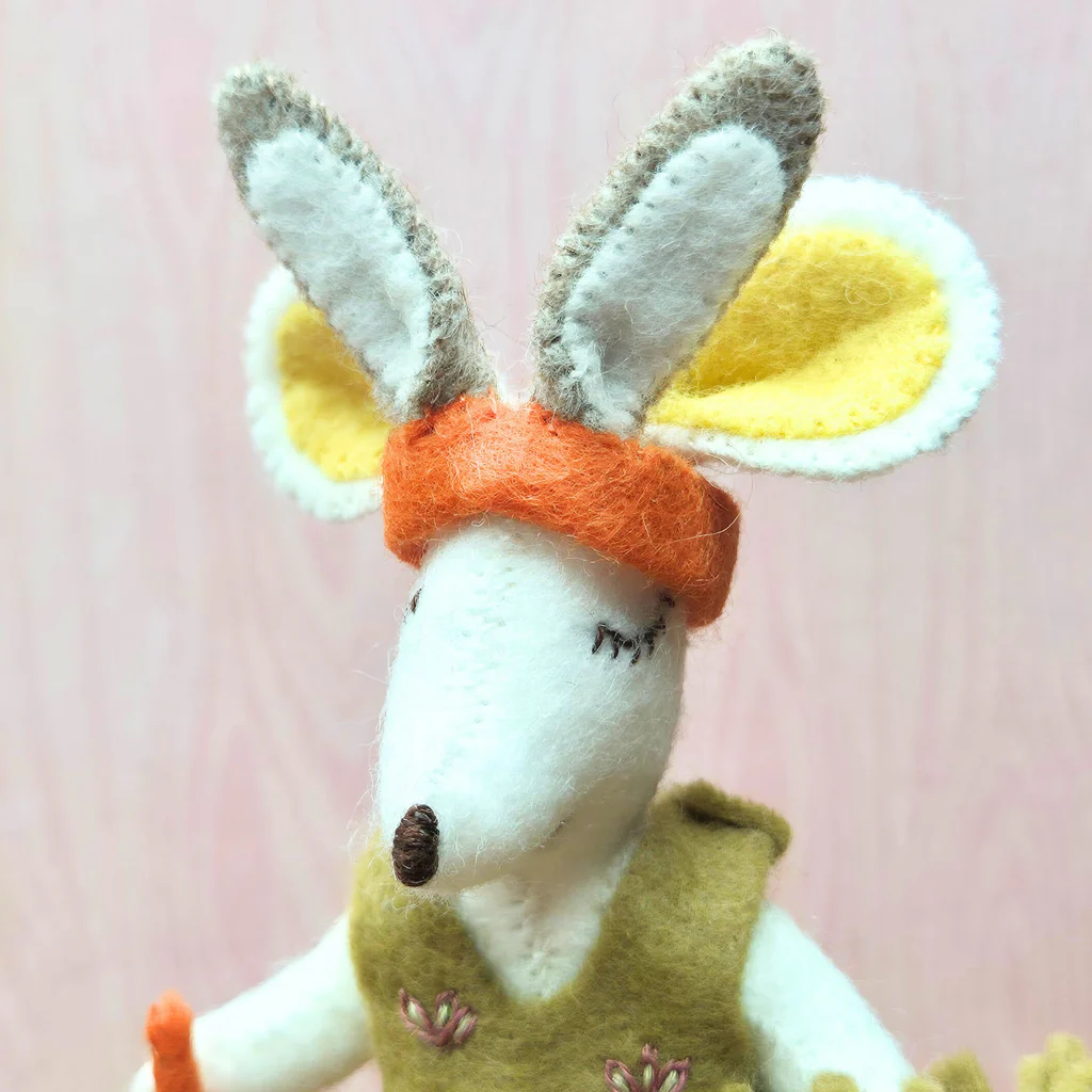 Little Mouse is a Bunny Sewing Kit - Image 2