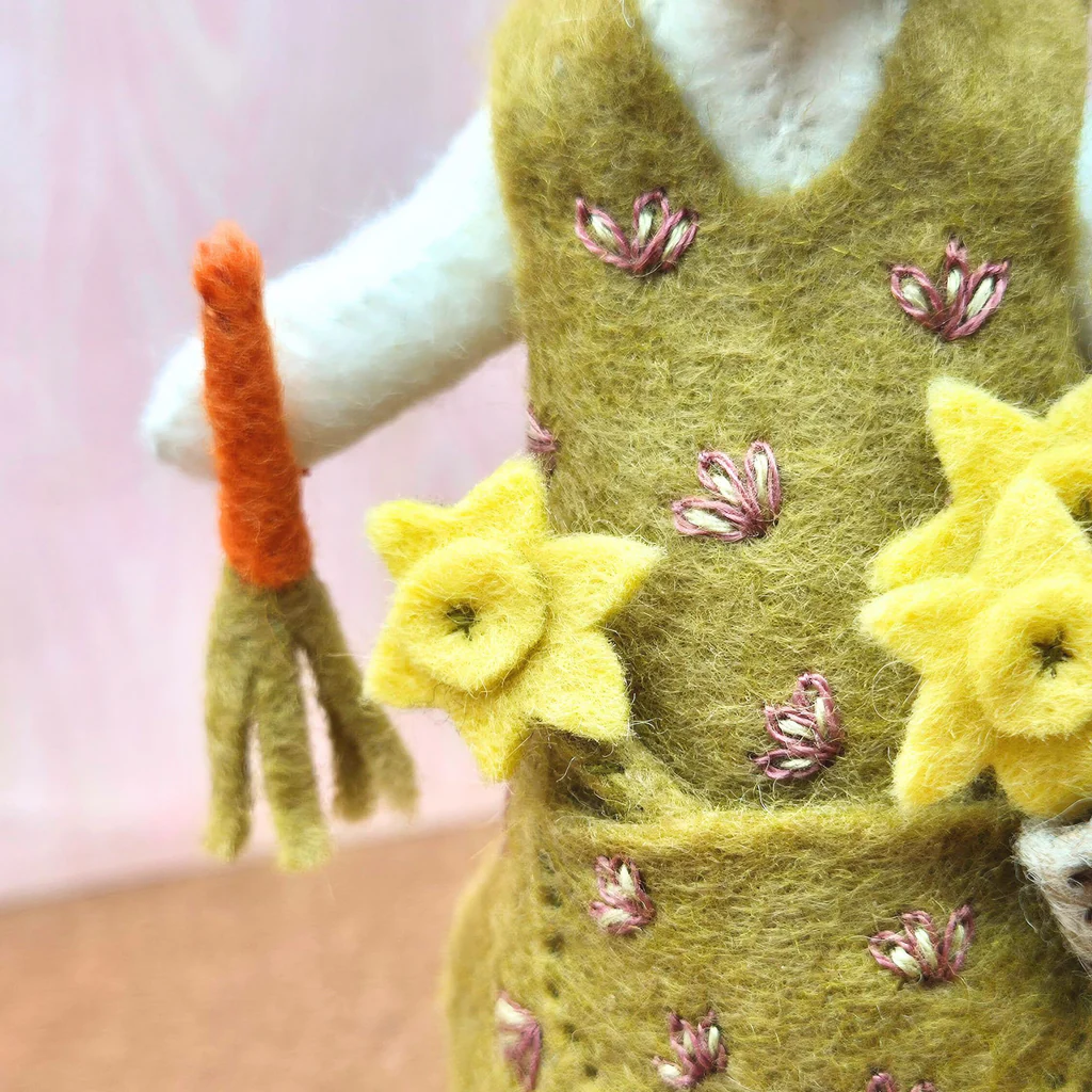 Little Mouse is a Bunny Sewing Kit - Image 4