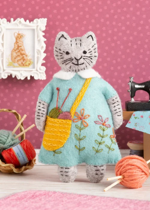 corinne lapierre mrs cat loves knitting sewing kit