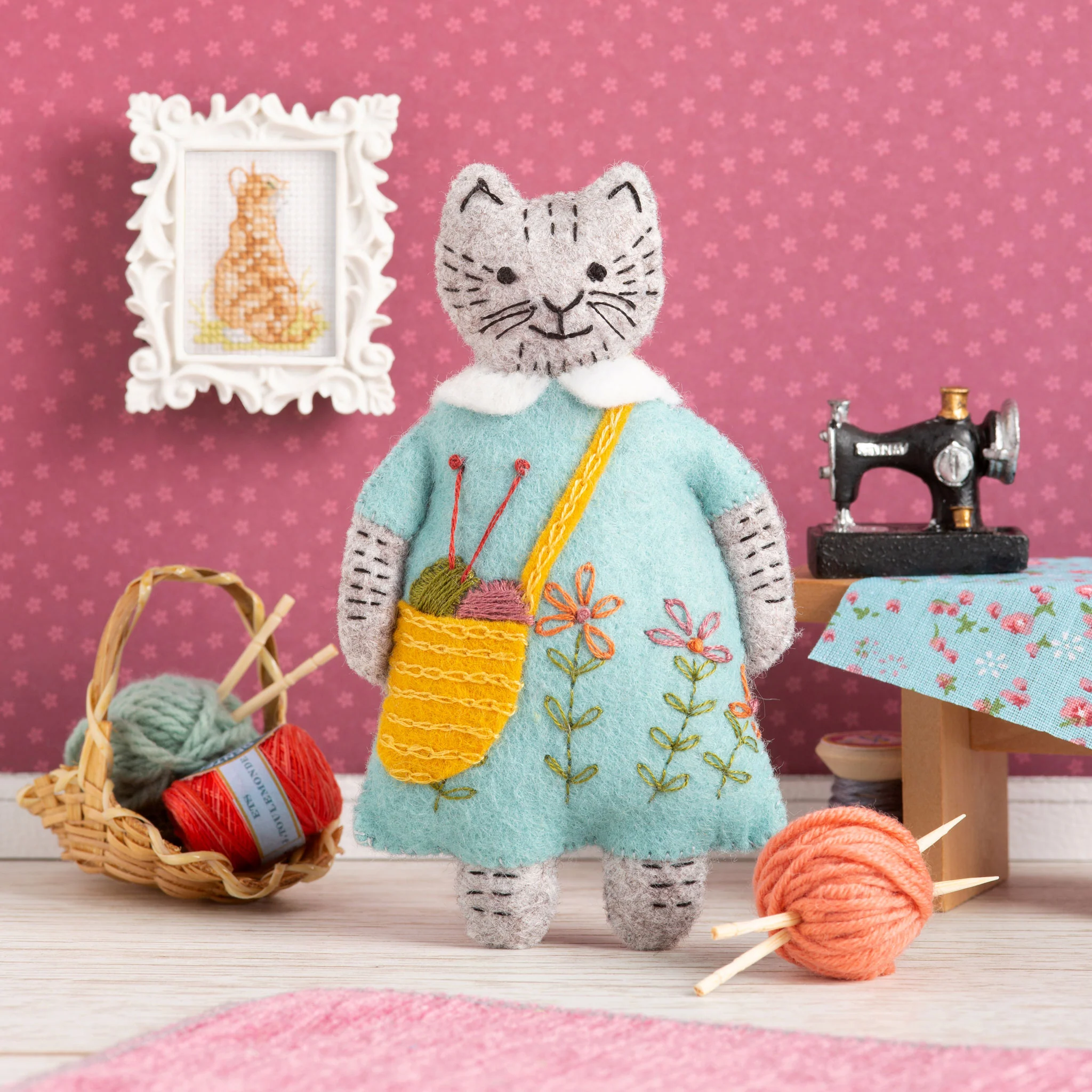 corinne lapierre mrs cat loves knitting sewing kit